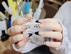 -UGIRL有个美甲