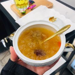 -Miracle集简美发沙龙