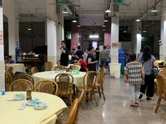 大堂-标记美食新鲜猪杂(兴南大道店)