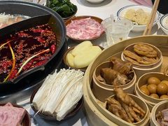 -卤校长老火锅(杨家坪直营店)
