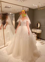 点击看大图 -GRACE KELLY婚纱与礼服(北京店)