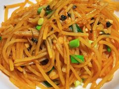 -费大厨辣椒炒肉(吉联MALL店)
