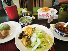 -西安绿地假日酒店