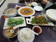 -丁太婆老妈蹄花(人民公园非遗总店)