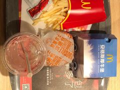 -麦当劳(海岸城店)