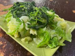 -金卯白肉罩火烧