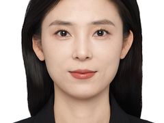 -易摄全家福照相馆(兰庭国际A座店)