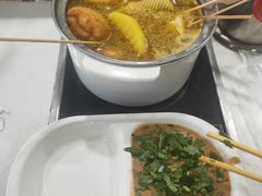 咖喱锅-百品聚旋转火锅(万德庄店)