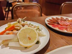-肆海小川菜酒馆Wine Bistro (青年路店)