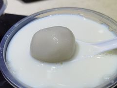 鲜牛奶汤圆-百花传统甜品店(原址店)