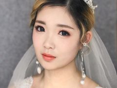 -金夫人化妆摄影职业培训学校