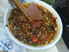 -楼外楼大刀肉传统火锅居(博学路店)