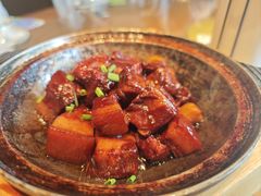 美女红烧肉-涌上外婆桥(南塘店)