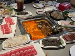 -海底捞火锅(新松江路店)