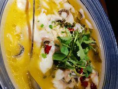 苗家酸菜鱼-云念·云水遥(金台路店)