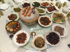 -八府香鸭·啫啫煲(华山路店)