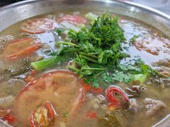 混合酸菜锅-徐氏竹香园牛肉火锅(飞虎路店)