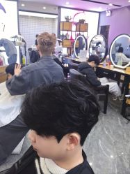 -藤野造型烫染·漂发