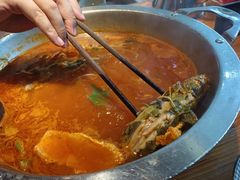 -野山舂·贵州现舂酸汤牛肉(鸿通城店)