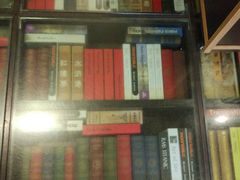 -钟书阁(松江泰晤士小镇店)