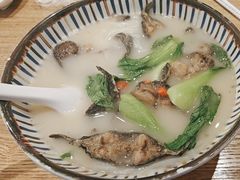 -鲜越鲜鱼粉(财富购物中心店)