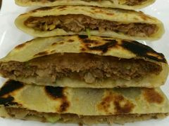 -老码头黑皮肘子锅包肉熏酱水饺(文政街店)