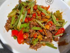 -江渔儿酸菜鱼(港湾1号店)