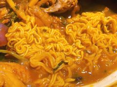 -胡须佬鸡煲四季火锅(海雅缤纷城店)