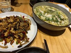 -十三式重庆江湖菜(金茂览秀城店)