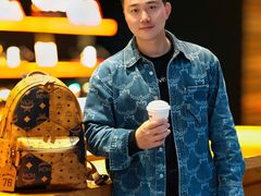 -星巴克臻选(郑州国贸360广场店)