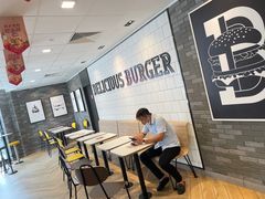 用餐区-麦当劳(惠政老街店)