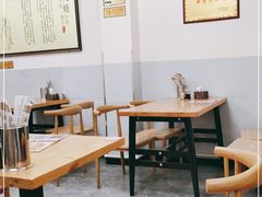 大堂-王胖子驴肉火烧(东四旗舰店)
