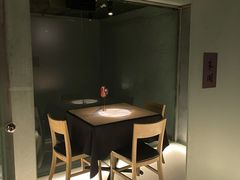 -穹六人间 people 6(岳阳路店)