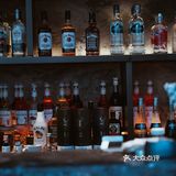 和朋友在三亚，这家餐酒吧也太酷了吧