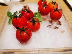 番茄脆菇沙拉-小大董·烤鸭(凤凰汇店)