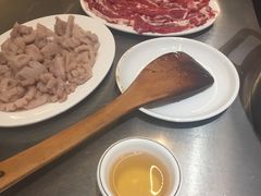 -胡须佬鸡煲四季火锅店(石厦西村直营店)