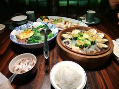 -粤·向群饭店(麓景路店)
