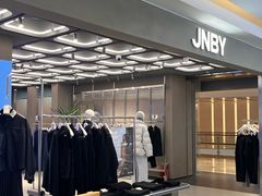 -王府井百货熙地港店