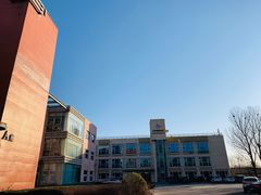 -红栌温泉山庄生态美食餐厅