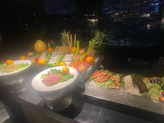-唐拉雅秀酒店-西锦汇空中BBQ·思创餐厅