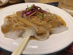 -关东小磨东北菜(上海长风大悦城店)