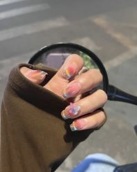 -悦指间美甲美睫