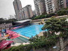 -朱毅育龙游泳俱乐部