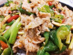铁板牛肉-洪霞餐馆