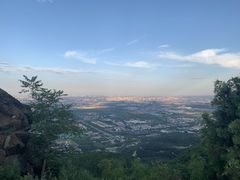 -鬼笑石后山停车场