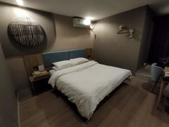 -如家酒店·neo(长沙步行街黄兴广场地铁站店)