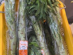 -沃尔玛(前山店)