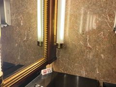 -上海花园饭店