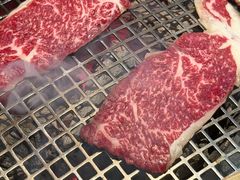 -铭牛烧肉·和牛海鲜自助(高新月牙湖店)