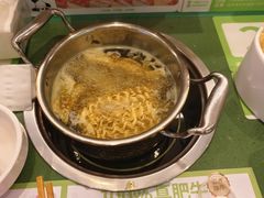 -一围小火锅(高铁吾悦店)